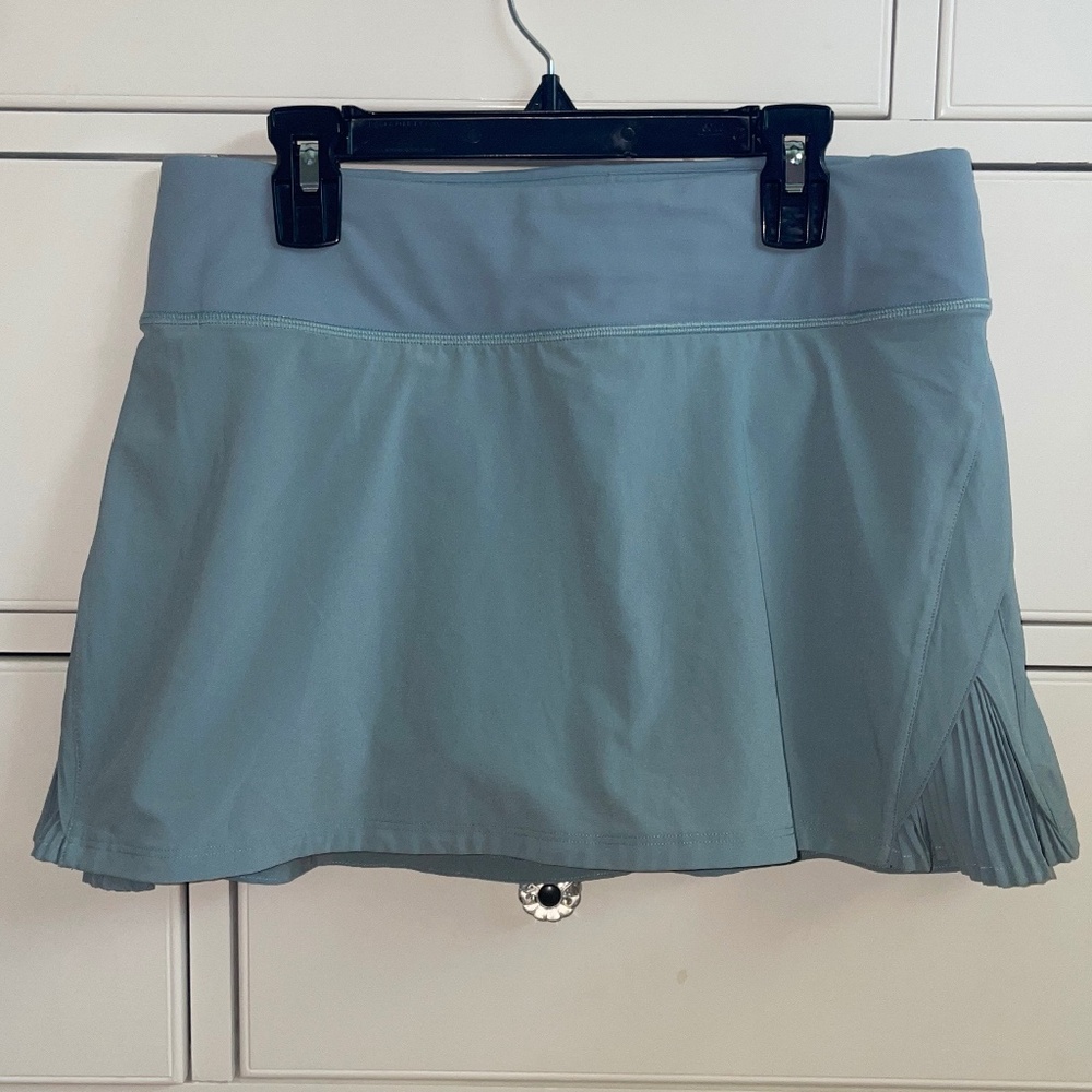 Lululemon Play off the Pleats tennis skirt